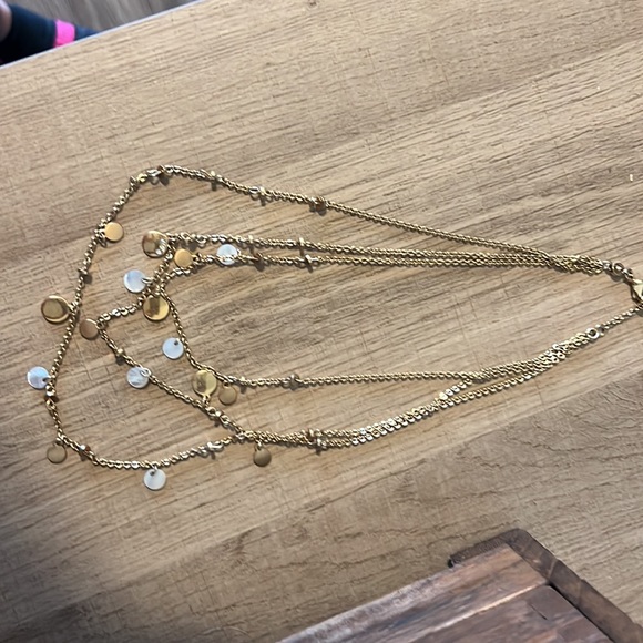 White House black market necklace. Beautiful! - Picture 3 of 3